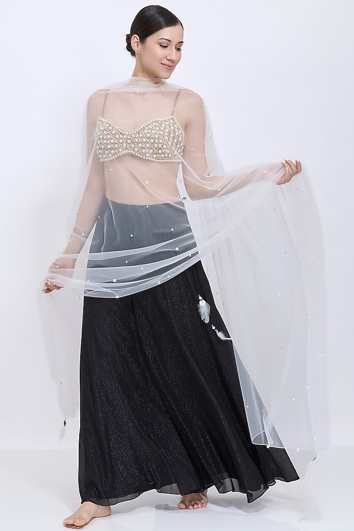 Ivory Net Hand Embroidered Dupatta by Dilnaz Karbhary at Pernia's Pop Up Shop
