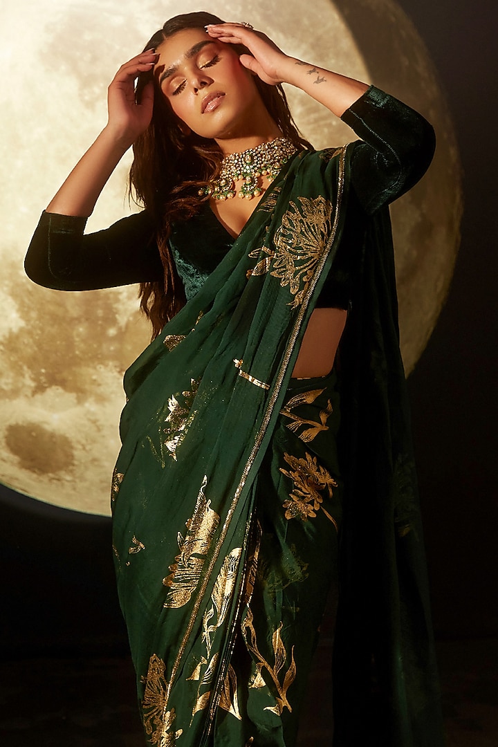 Black Applique Embroidered Saree Set Design by Ashima Leena at Pernia's Pop  Up Shop 2024