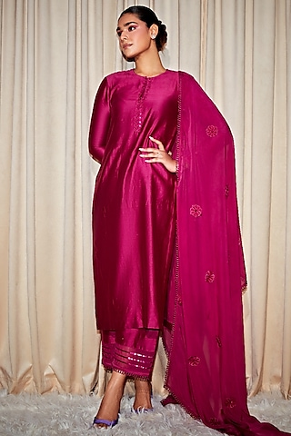 Plum Silk Embellished Kurta Set by DOHR INDIA