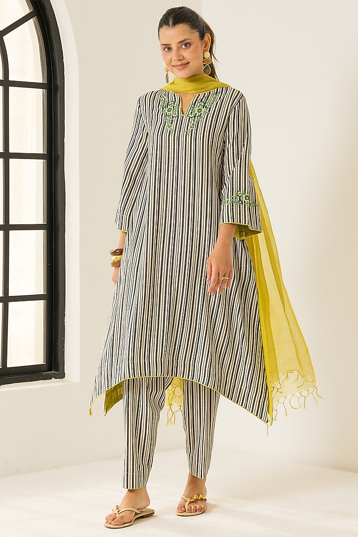 Black & White Cotton Slub Striped High-Low Kurta Set by DOHR INDIA at Pernia's Pop Up Shop