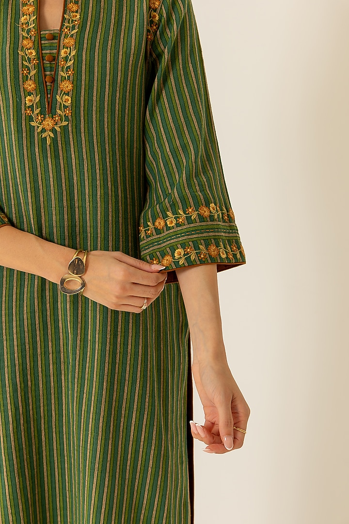 Green Cotton Slub Striped Straight Kurta Set by DOHR INDIA at Pernia's Pop Up Shop