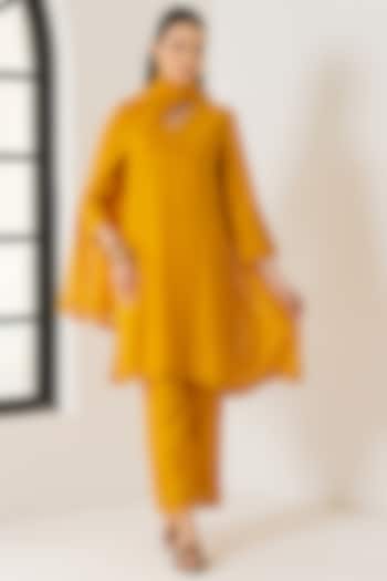 Orange Cotton Chanderi Silk Straight Short Kurta Set by DOHR INDIA at Pernia's Pop Up Shop