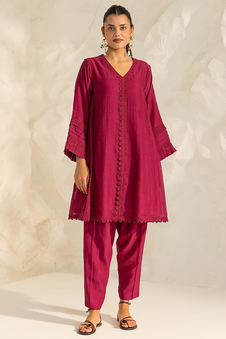 Pink Cotton Silk Chanderi Choga Kurta Set by DOHR INDIA at Pernia's Pop Up Shop