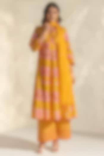 Yellow Cotton Dobby Floral Printed Angrakha Kurta Set by DOHR INDIA at Pernia's Pop Up Shop