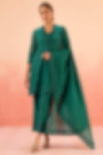 Green Cotton Silk Short Straight Kurta Set by DOHR INDIA at Pernia's Pop Up Shop