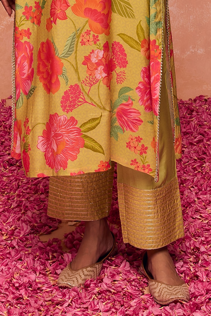Green Modal Viscose Floral Printed & Embroidered Kurta Set by DOHR INDIA at Pernia's Pop Up Shop