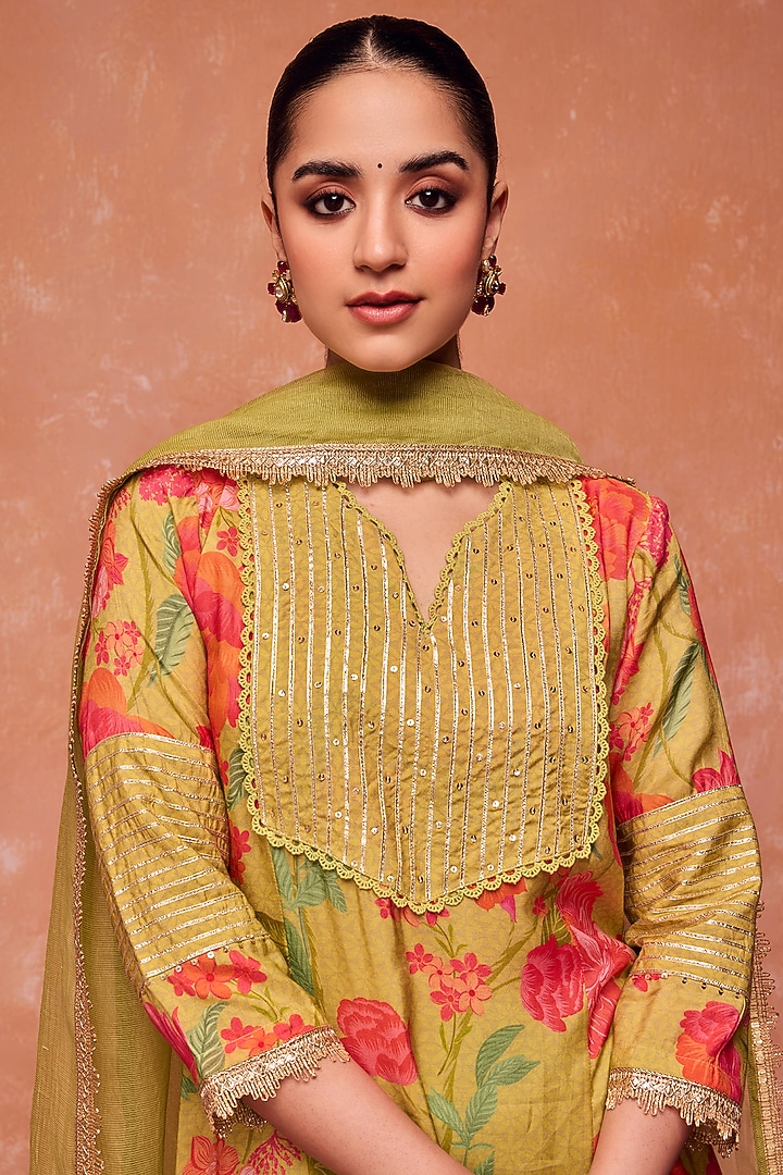 Green Modal Viscose Floral Printed & Embellished A-Line Kurta Set by DOHR INDIA at Pernia's Pop Up Shop