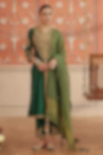 Emerald Green Silk Chanderi Dori & Mirror Work Kurta Set by DOHR INDIA at Pernia's Pop Up Shop