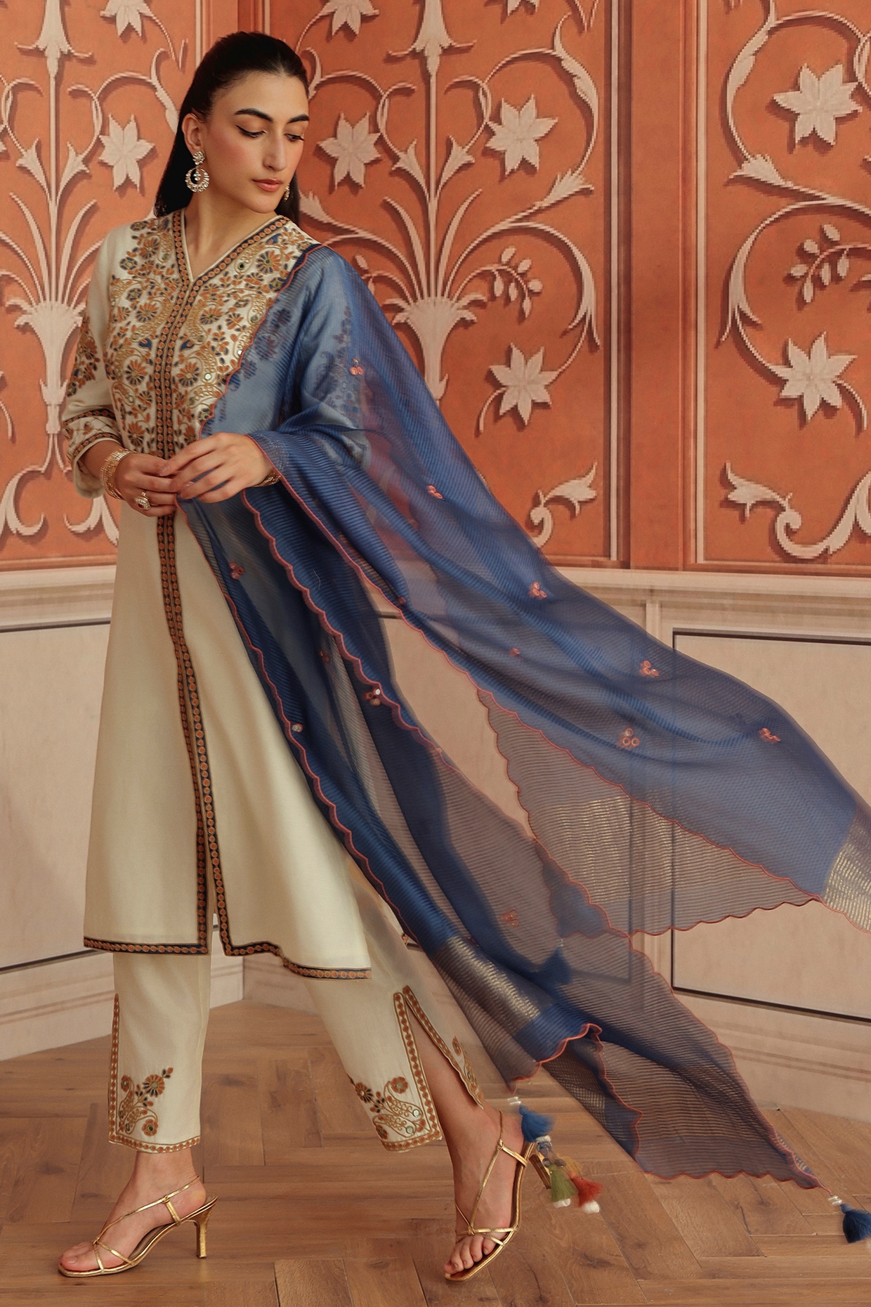 DOHR INDIA Ivory Silk Chanderi Dori & Mirror Work Kurta Set