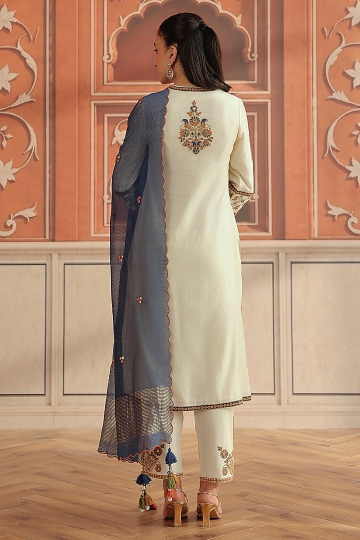 Ivory Silk Chanderi Dori & Mirror Work Kurta Set by DOHR INDIA at Pernia's Pop Up Shop