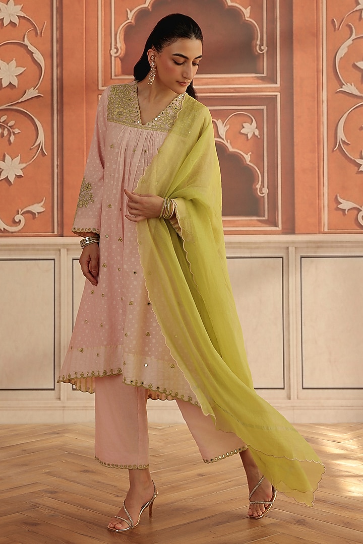 Pink Jacquard Mirror Hand Embroidered Kurta Set by DOHR INDIA at Pernia's Pop Up Shop