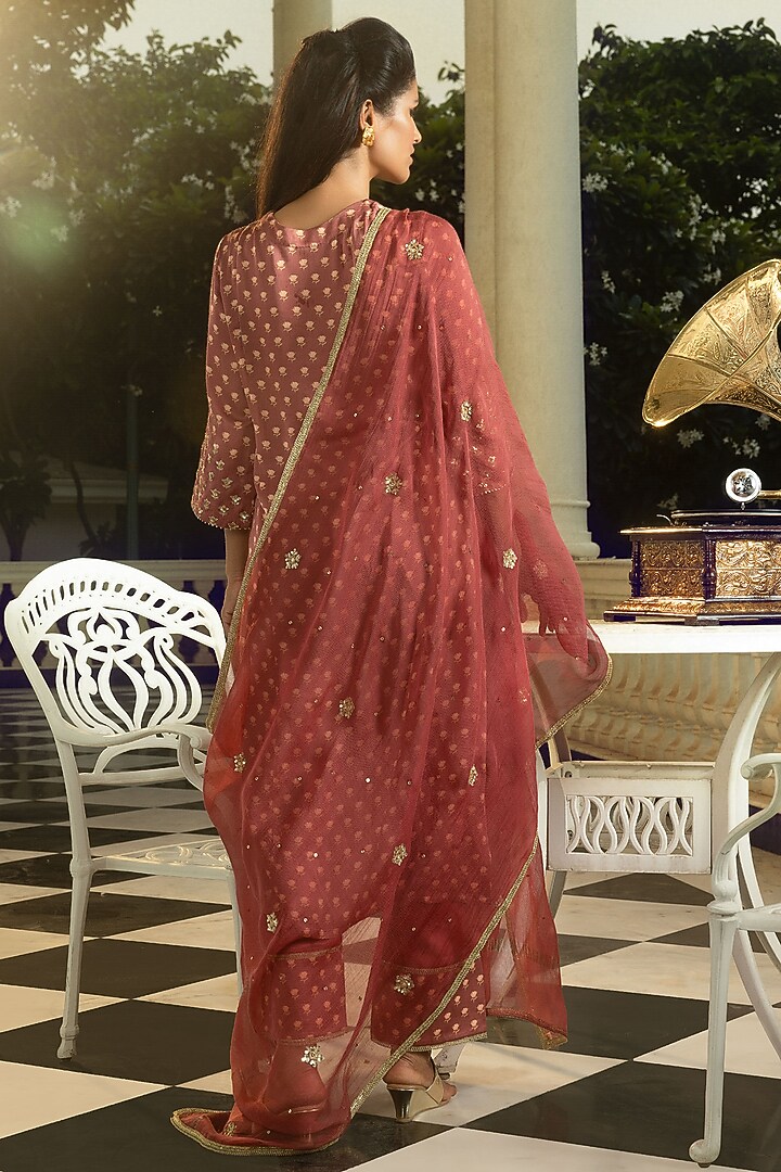 Maroon Modal Satin Zari Embroidered Kurta Set by DOHR INDIA at Pernia's Pop Up Shop