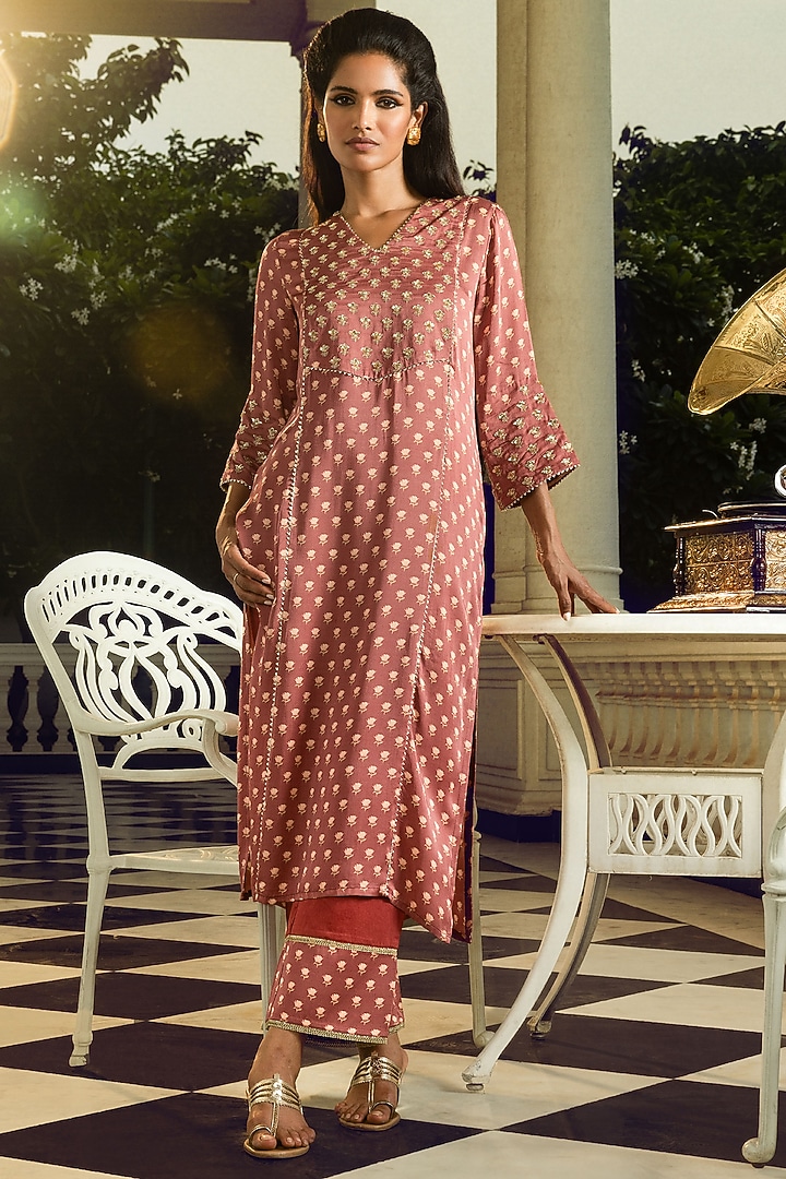 Maroon Modal Satin Zari Embroidered Kurta Set by DOHR INDIA at Pernia's Pop Up Shop