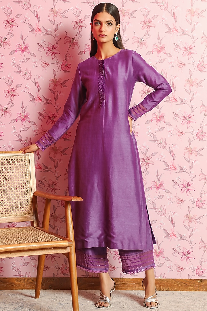 Purple Embellished Kurta Set by DOHR INDIA at Pernia's Pop Up Shop