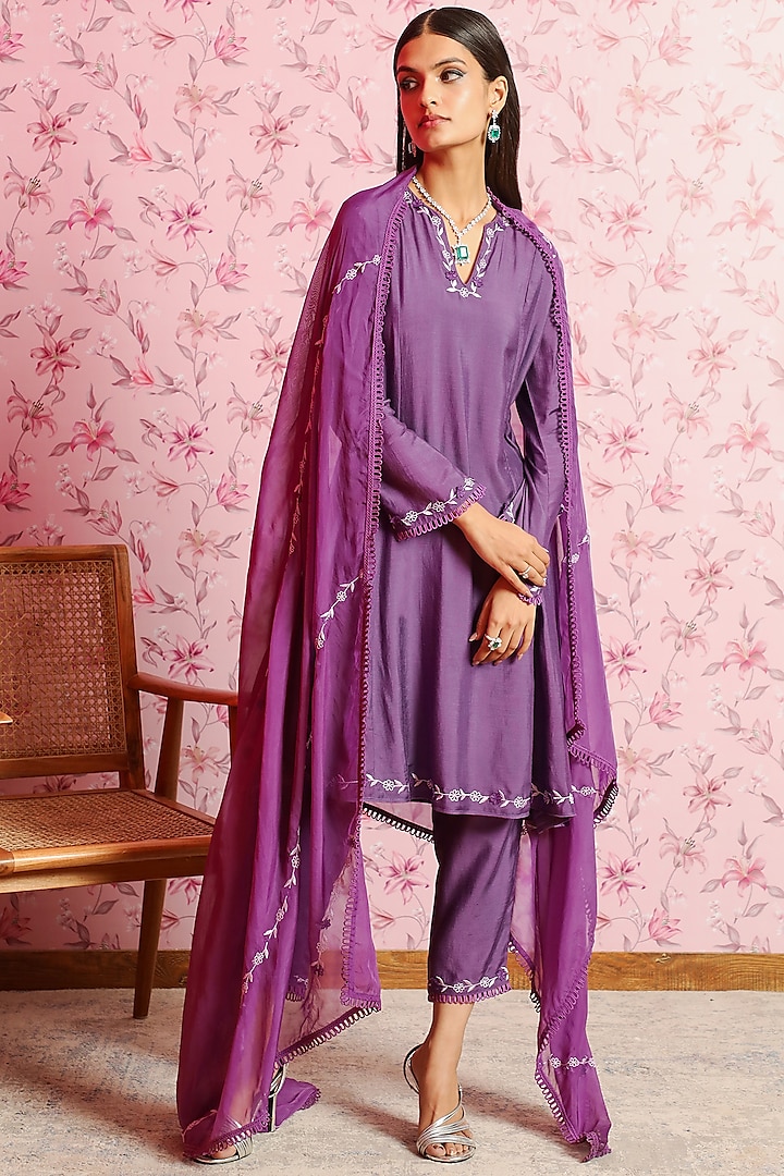 Purple Embroidered Kurta Set by DOHR INDIA at Pernia's Pop Up Shop