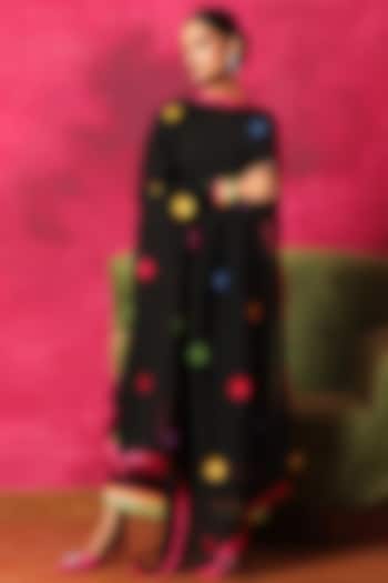 Black Silk Chanderi Embroidered Kurta Set by DOHR INDIA at Pernia's Pop Up Shop