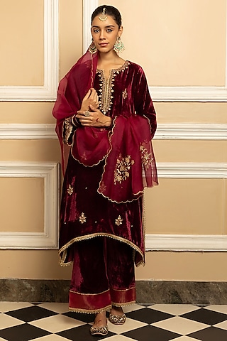 Buy Designer Velvet Outfits Online | Pernia's Pop Up Shop 2026