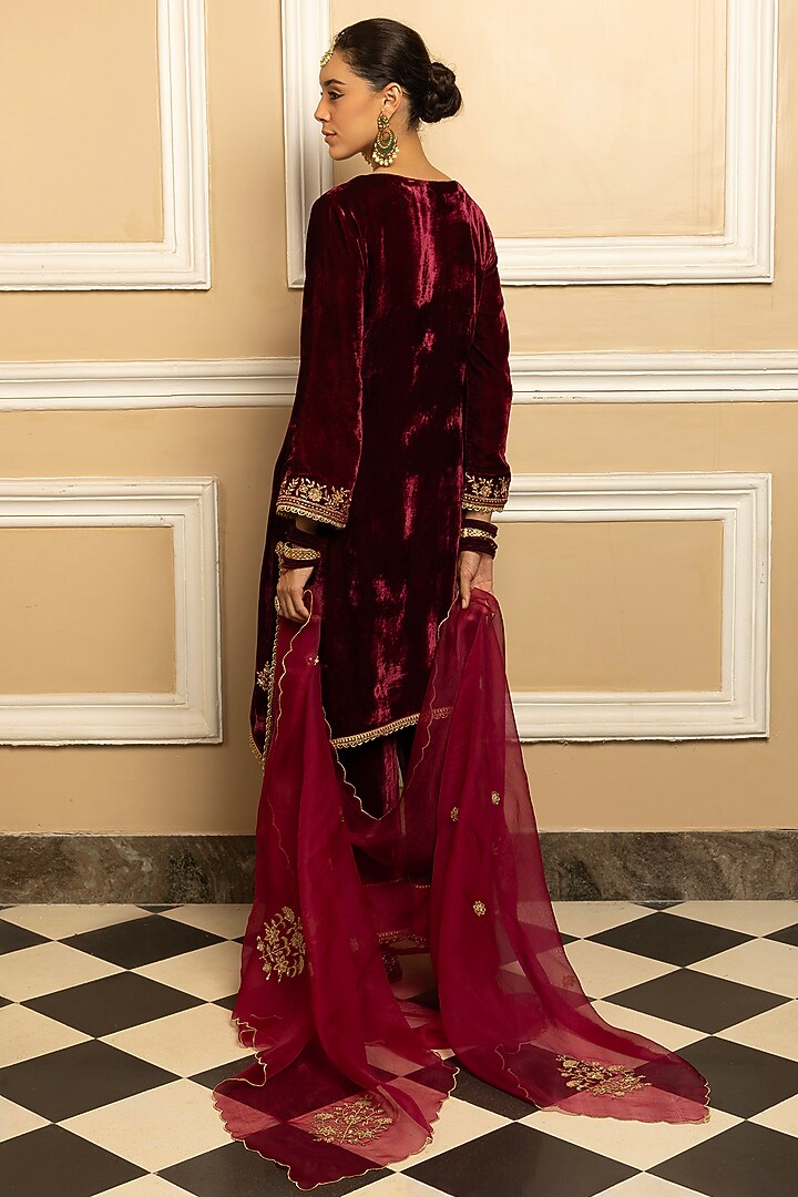 Plum Silk Velvet Sequins Embroidered High-Low Kurta Set by DOHR INDIA at Pernia's Pop Up Shop