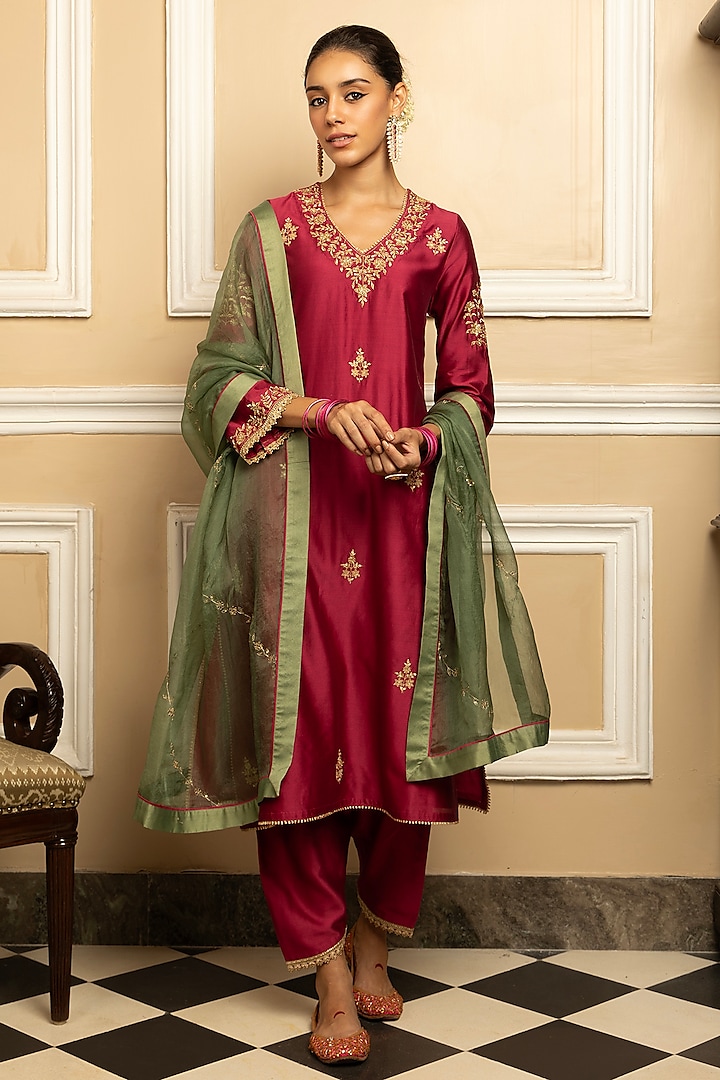 Plum Silk Chanderi Sequins Embroidered Kurta Set by DOHR INDIA at Pernia's Pop Up Shop