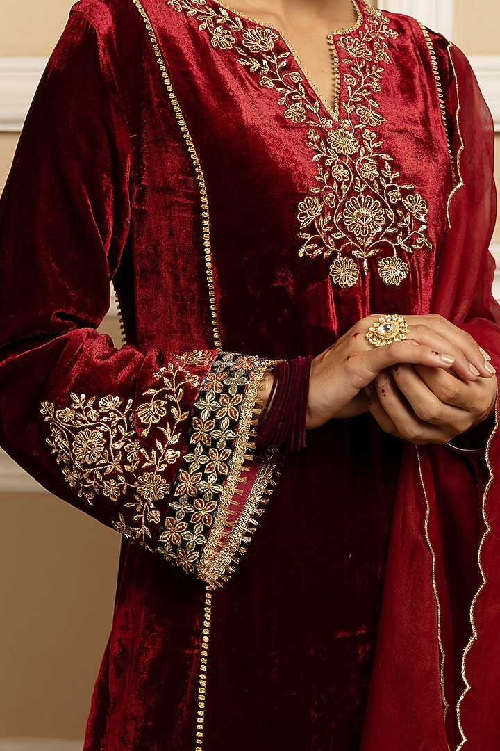 Red Silk Velvet Sequins Embroidered Kurta Set by DOHR INDIA at Pernia's Pop Up Shop