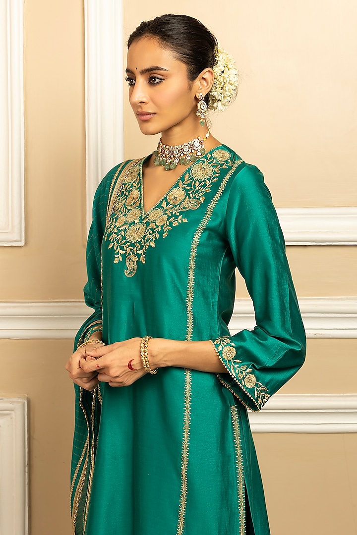 Green Silk Chanderi Zari Embroidered Kurta Set by DOHR INDIA at Pernia's Pop Up Shop