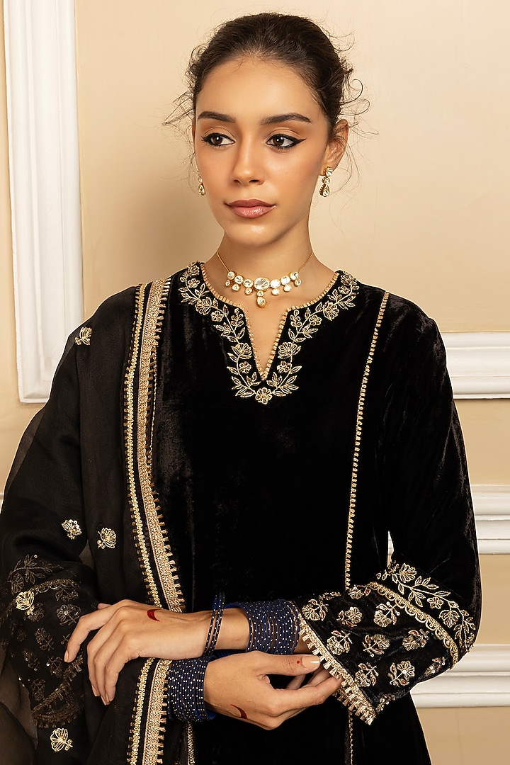 Black Silk Velvet Sequins Embroidered Kurta Set by DOHR INDIA at Pernia's Pop Up Shop