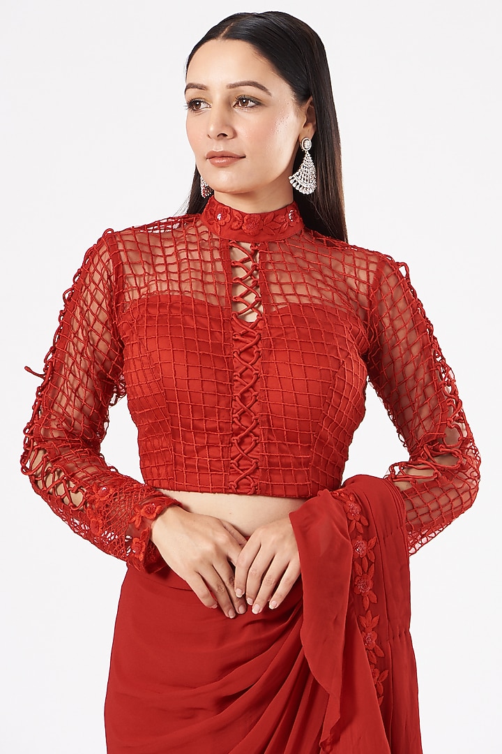 Red Embroidered Pre-Draped Wedding Saree Set by Dolly Nagpal at Pernia's Pop Up Shop