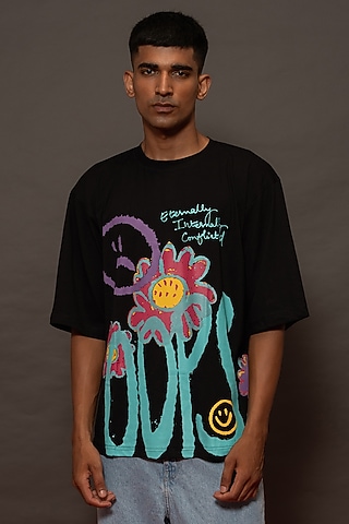 Black Cotton Lycra Printed Oversized T-Shirt by DO/NO