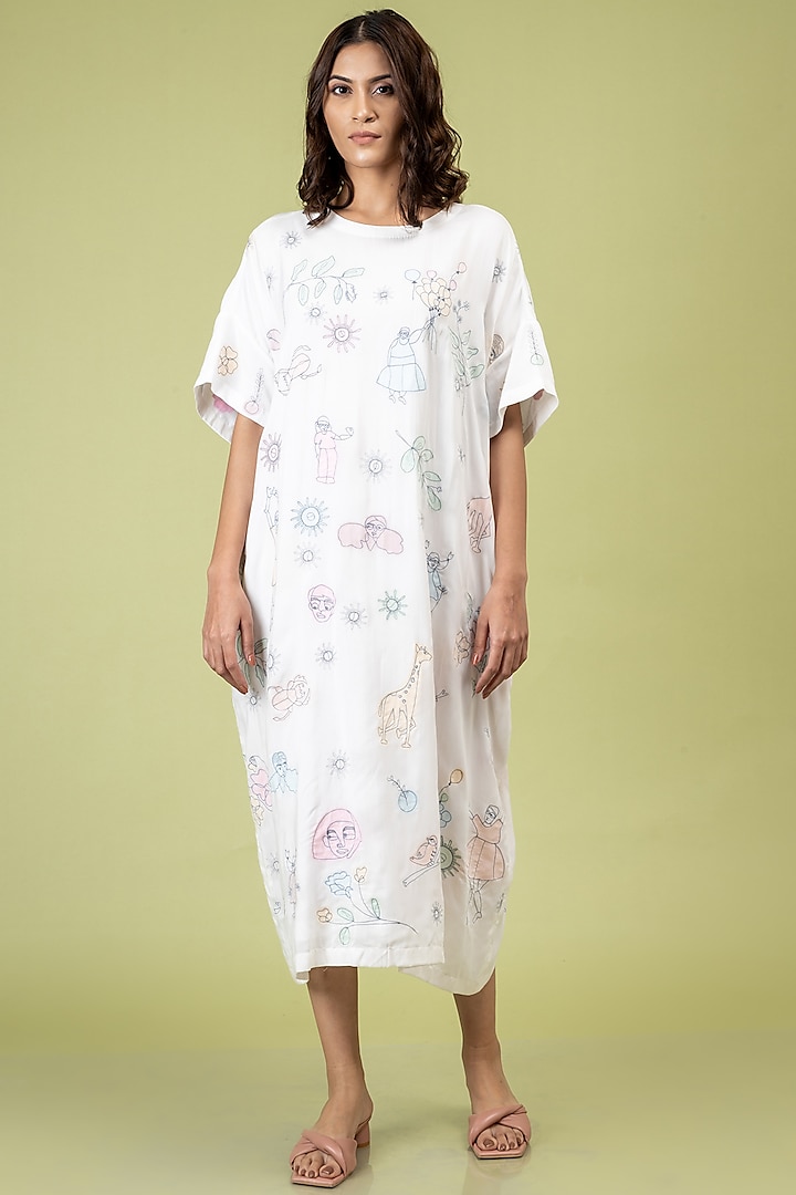 White Upcycled Cotton Kaftan by Doodlage at Pernia's Pop Up Shop