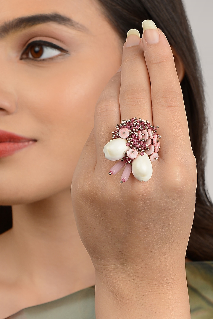 Pink Shell Ring by House of D'oro at Pernia's Pop Up Shop