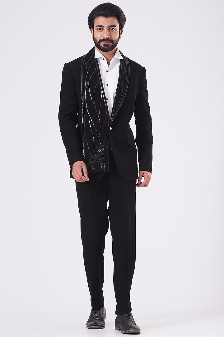 Black Suiting Blazer Set Design by Design O Stitch Men at Pernia's Pop ...
