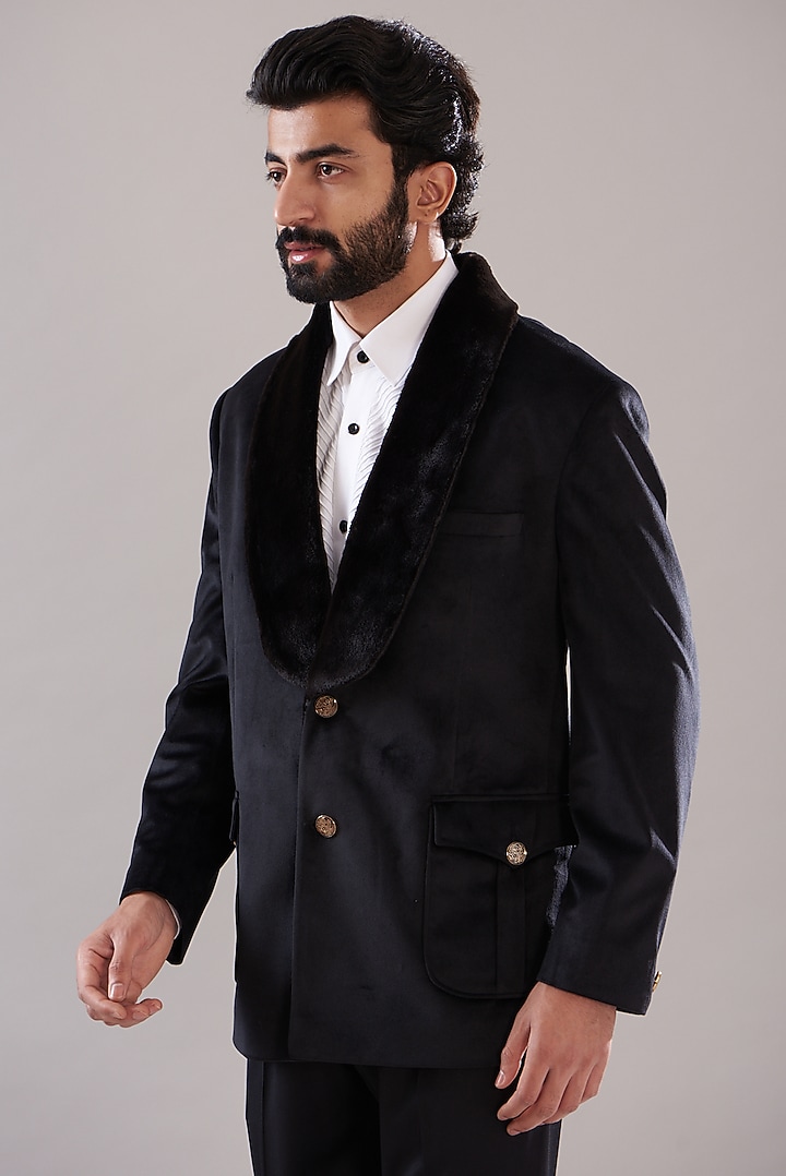 Black Suiting Blazer Set by Design O Stitch Men at Pernia's Pop Up Shop