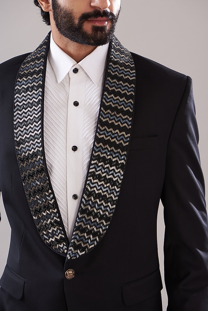 Suiting Designs Black Suiting Blazer Set Design by Design O Stitch Men at Pernia's Pop ...