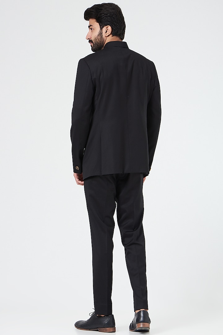 Black Suiting Wedding Bandhgala Set by Design O Stitch Men at Pernia's Pop Up Shop