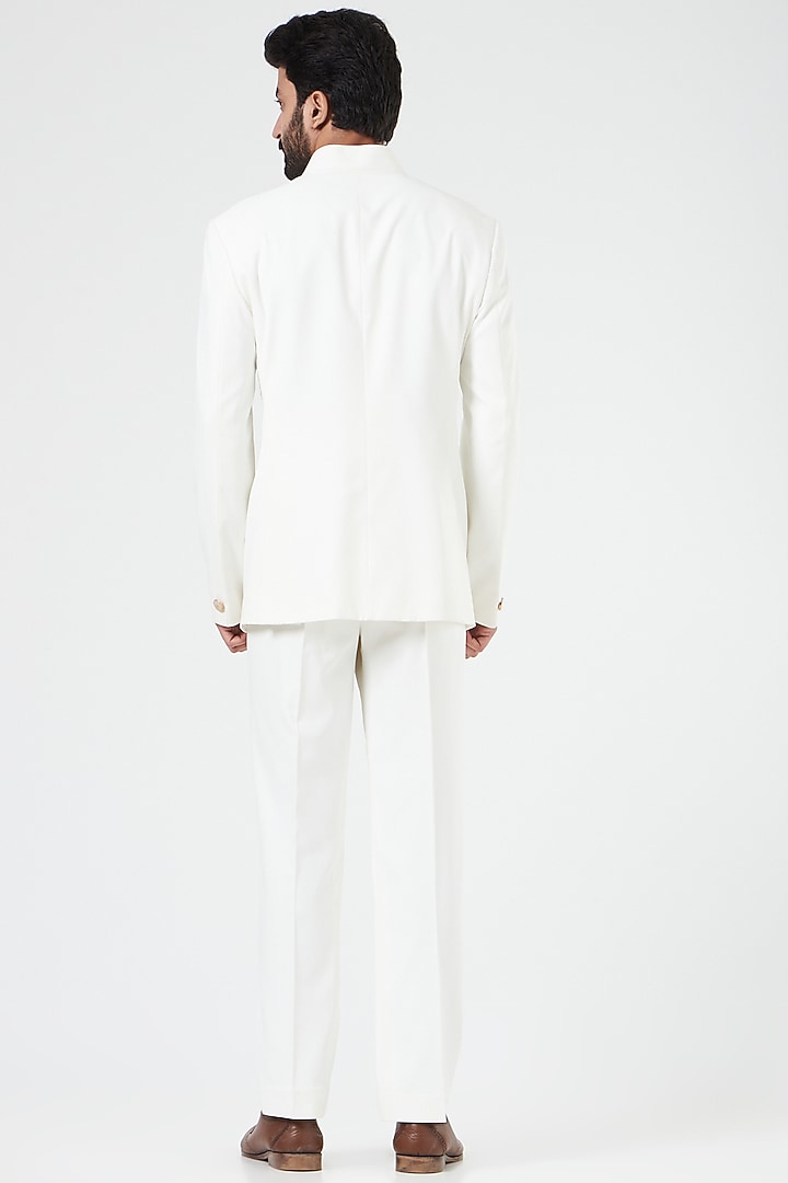 White Embroidered Wedding Bandhgala Set by Design O Stitch Men at Pernia's Pop Up Shop