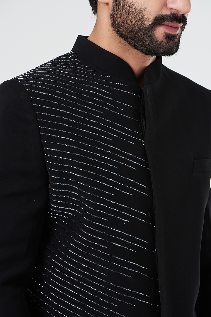 Black Hand Embroidered Indo Western Jacket set by Design O Stitch Men at Pernia's Pop Up Shop