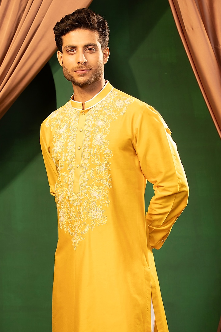 Yellow Silk Thread Embroidered Kurta Set by Design O Stitch Men at Pernia's Pop Up Shop