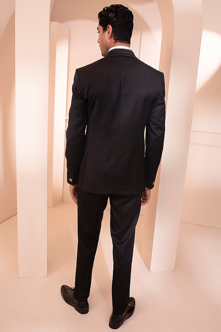 Black Suiting Fabric Tuxedo Set by Design O Stitch Men at Pernia's Pop Up Shop