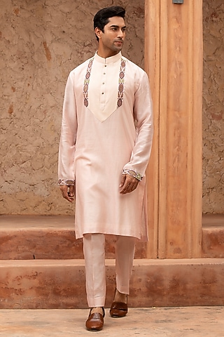 Pastel Pink Silk Hand Embroidered Kurta Set by Design O Stitch Men