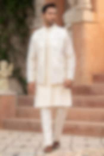Ivory Silk Floral Embroidered Nehru Jacket Set by Design O Stitch Men at Pernia's Pop Up Shop