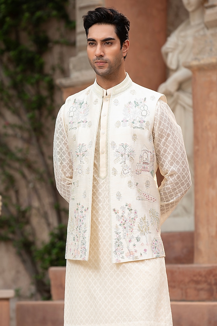 Ivory Silk Floral Embroidered Nehru Jacket Set by Design O Stitch Men at Pernia's Pop Up Shop