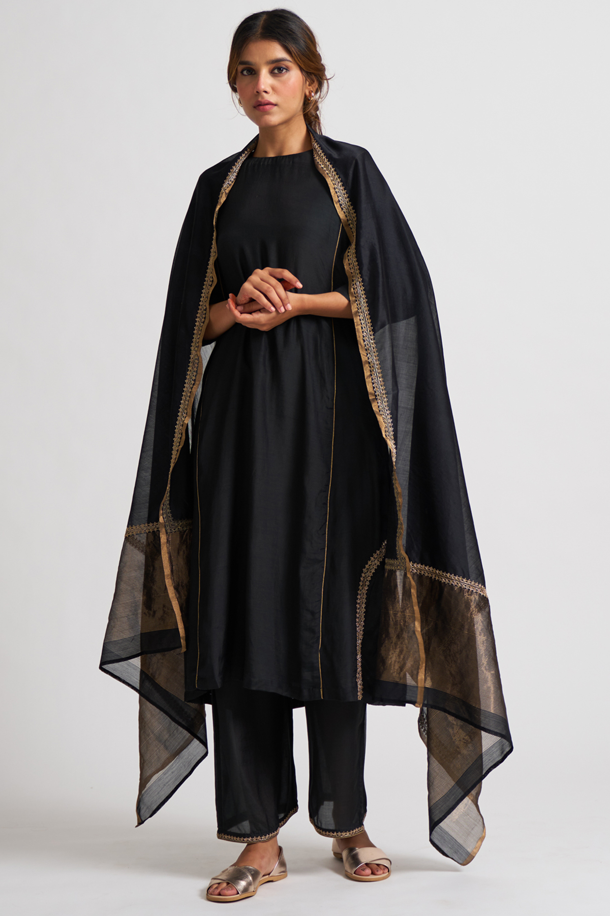 Black Hand Embroidered Kurta Set by Dot at Pernia's Pop Up Shop
