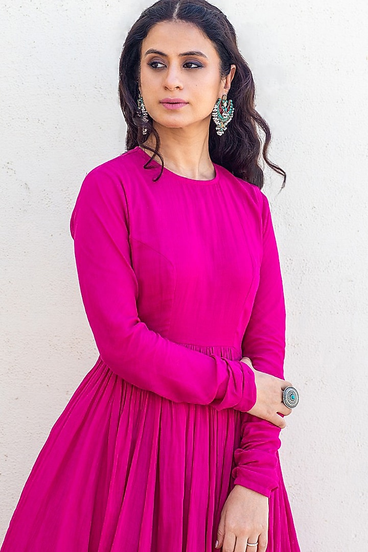 Rani Pink Gathered Kurta by Dot at Pernia's Pop Up Shop