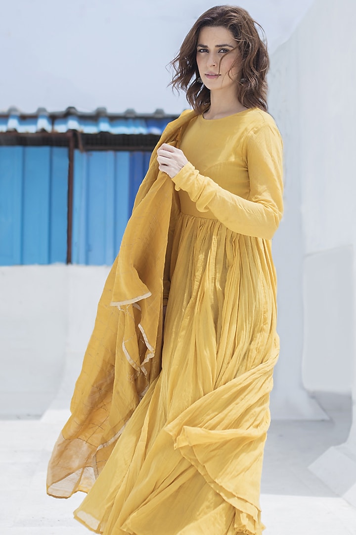 Mustard Gathered Kurta Set With Embroidered Dupatta by Dot at Pernia's Pop Up Shop