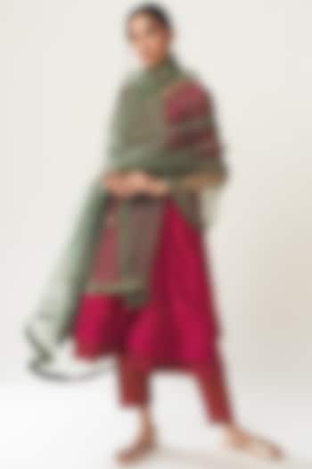 Rani Pink Chanderi Kurta Set by Dot at Pernia's Pop Up Shop