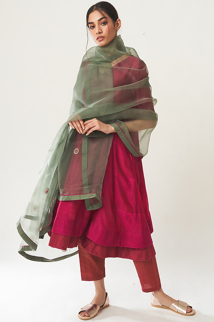 Rani Pink Chanderi Kurta Set by Dot at Pernia's Pop Up Shop