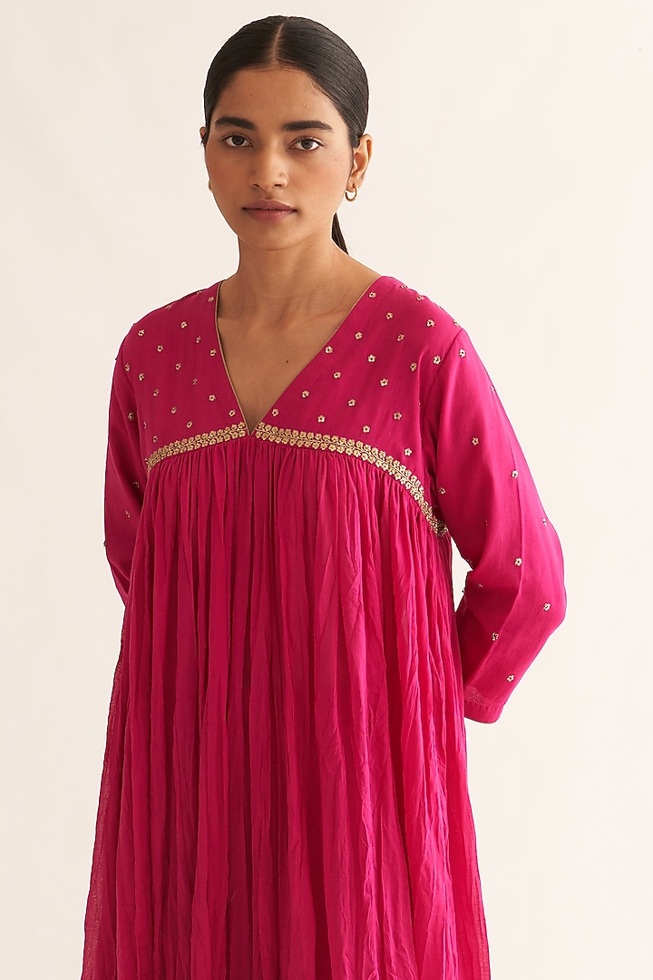 Hot Pink Cotton Hand Embroidered Kurta Set by Dot at Pernia's Pop Up Shop