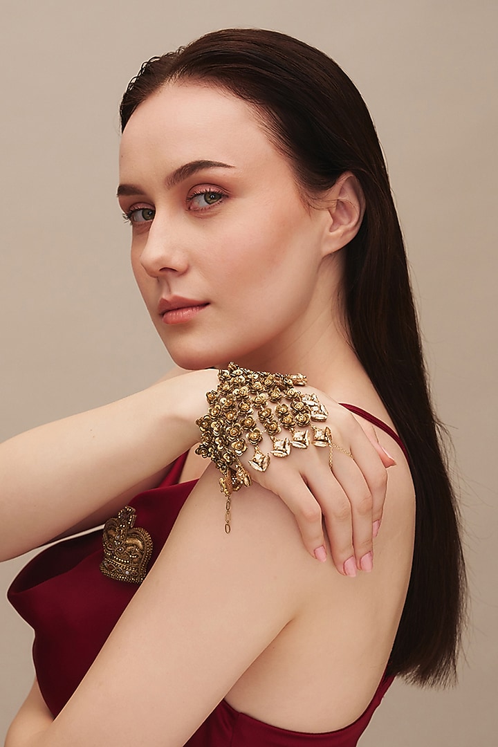 Gold Finish Glass Beaded Asmi Bracelet by Deepa Gurnani at Pernia's Pop Up Shop