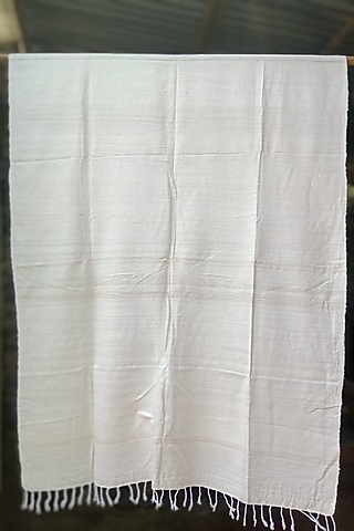Off White Handwoven Dupatta by Dipika Kakati