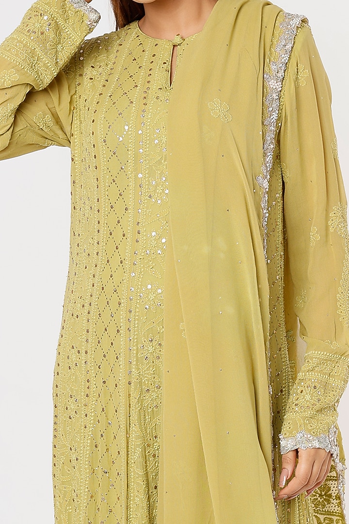 Green Embroidered Wedding Anarkali Set by Deepali Shah at Pernia's Pop Up Shop